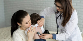La FDA aprueba tratamiento de quimioterapia ampliado para leucemia mieloide aguda para pacientes pediátricos